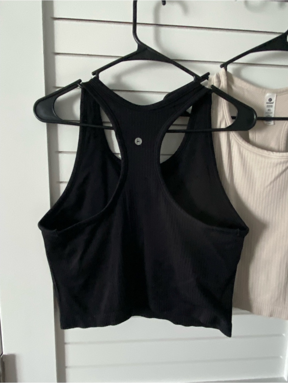 90 Degree Reflex Ribbed Athletic Tank Set Cream and Black Size XL - Picture 5 of 11